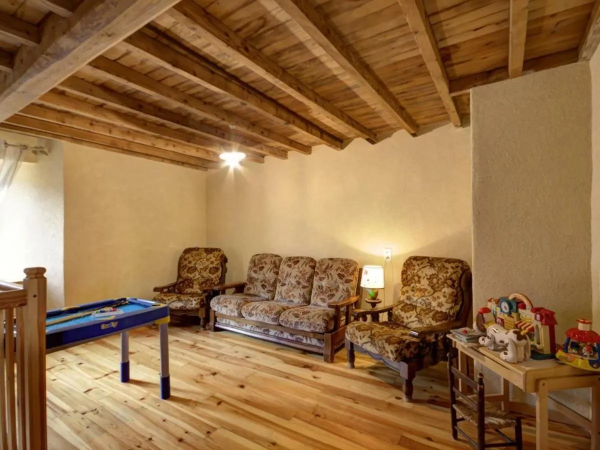 Holiday home Gite Charmant Avec Cheminee, Terrasse, Et Jardin Prive A Saint-Just-En-Bas - Fr-1-496-19